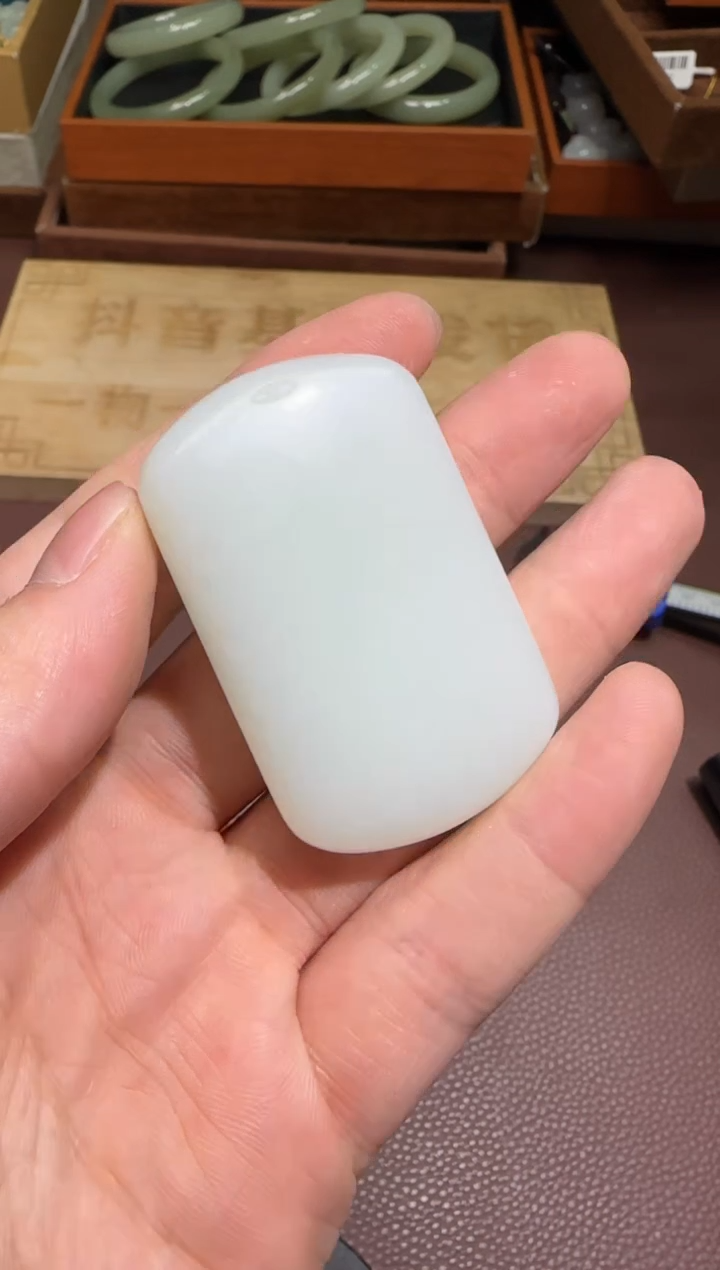 【闪购商品】和田玉【钰213】25未镶嵌9005