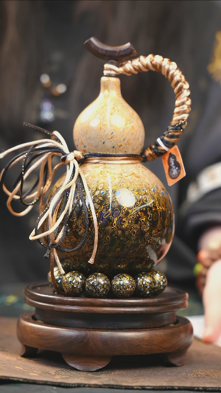【闪购商品】YM130漆艺酒葫芦不包手串及旋转底座