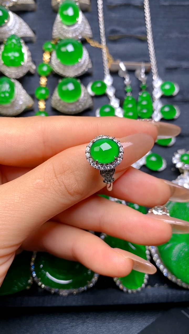 【闪购商品】翡翠戒指未镶嵌女戒