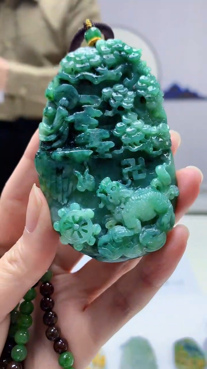 【闪购商品】定制翡翠未镶嵌4688zm-毛货赠珠链地藏145