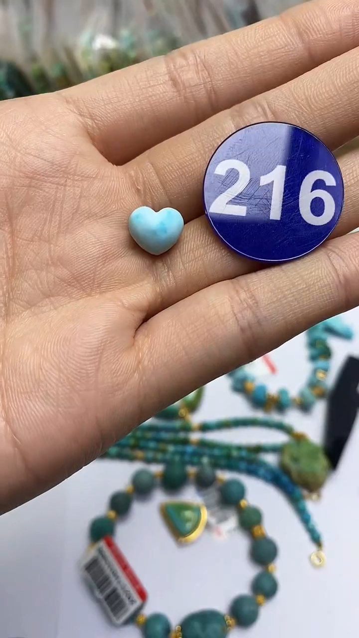 【闪购商品】绿松石雕刻件未镶嵌216