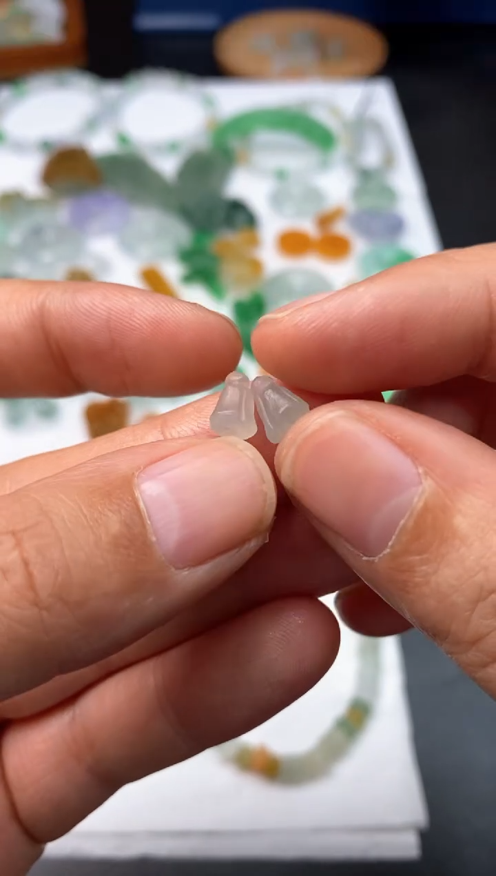 定制翡翠未镶嵌翡翠毛货发货发一个