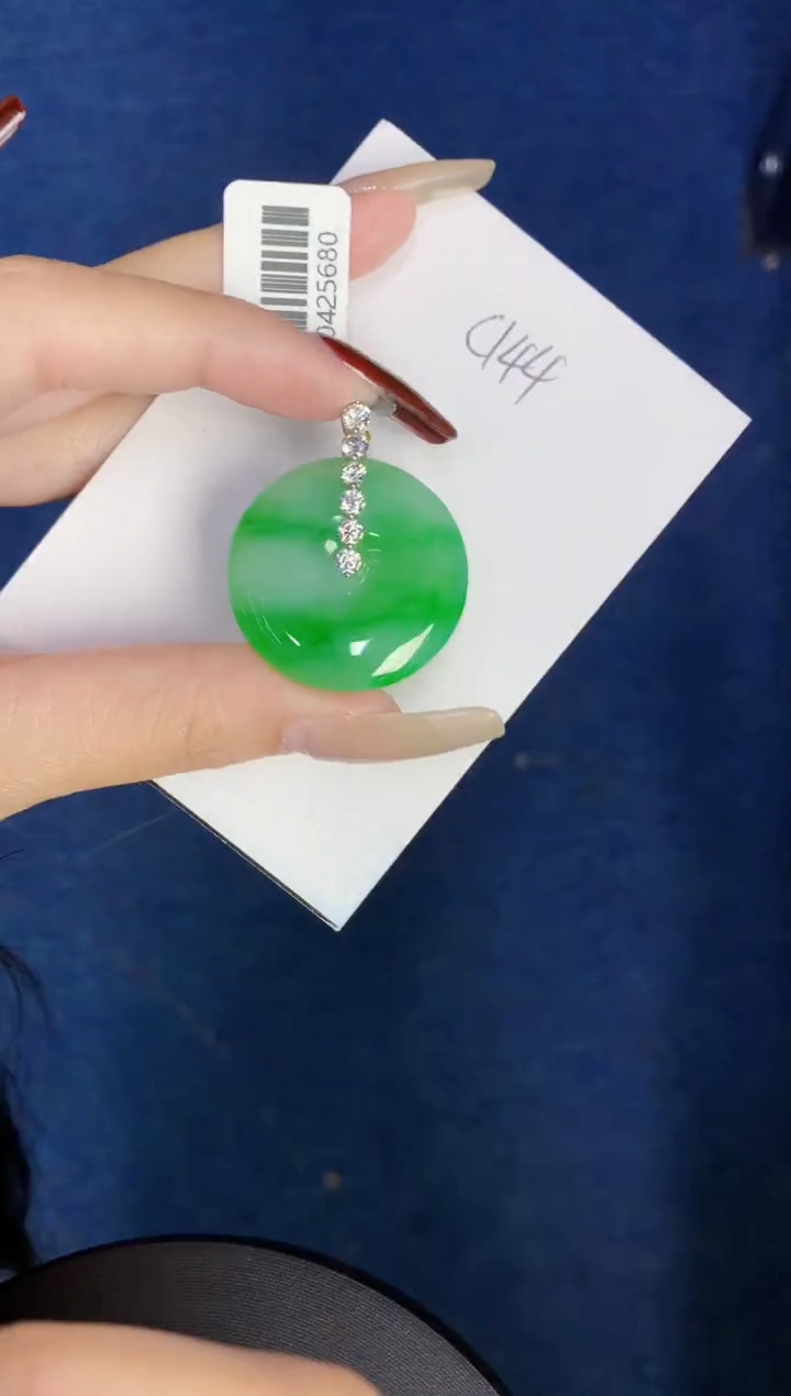 【闪购商品】翡翠颈饰18K金镶嵌0000000000