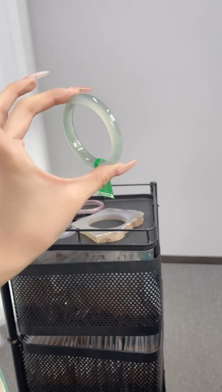 【闪购商品】玛瑙/玉髓手镯未镶嵌54-55圈