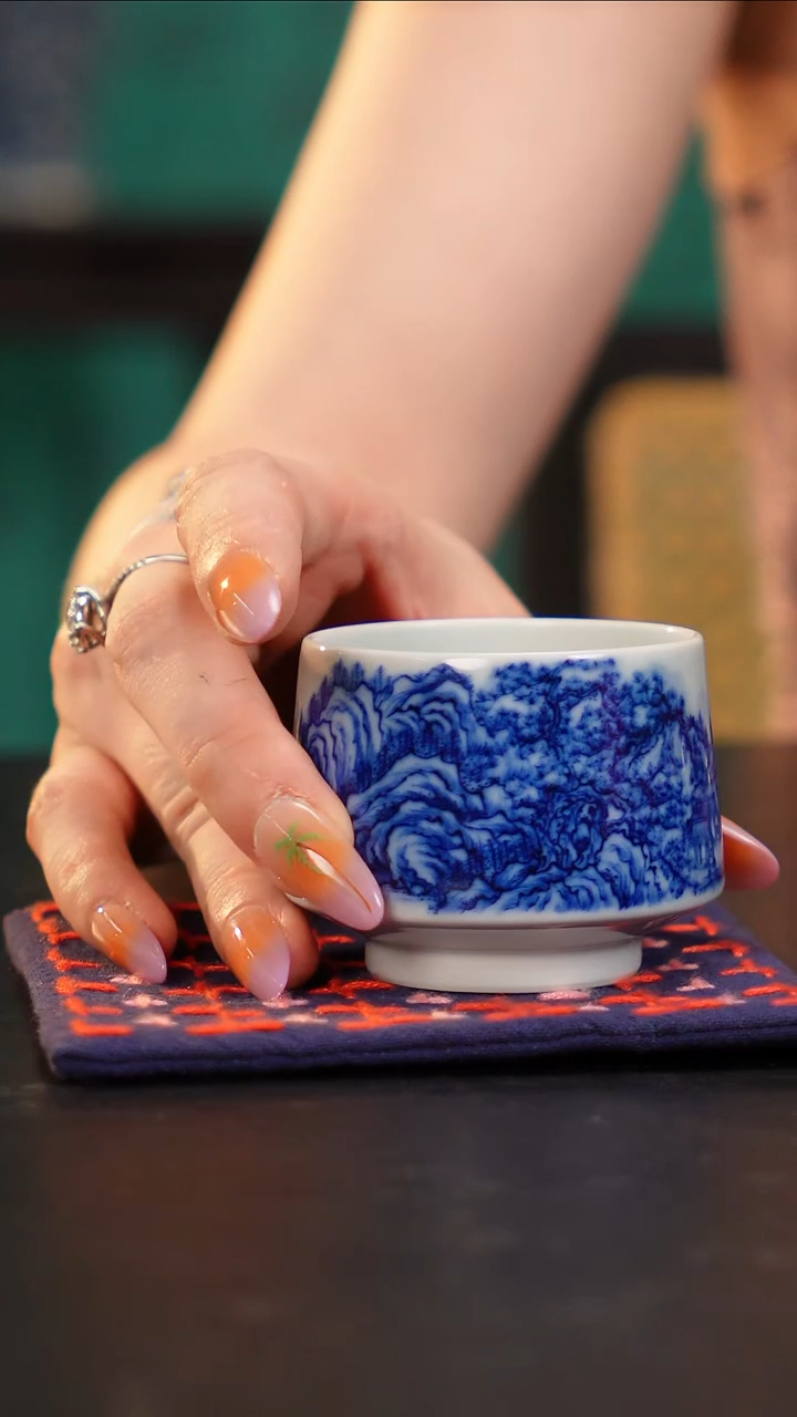 杯子美****花玲玉巧工 黄老师 山水高足杯