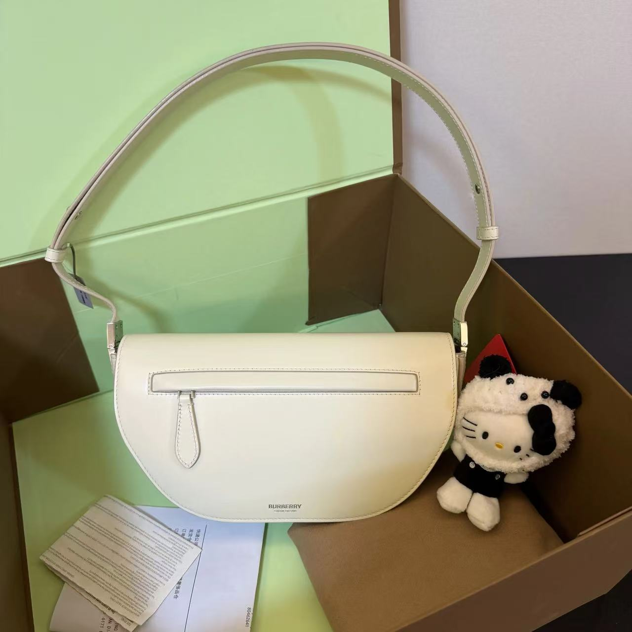 RBERRY/博柏利 /XVV0517/单肩包/22223339