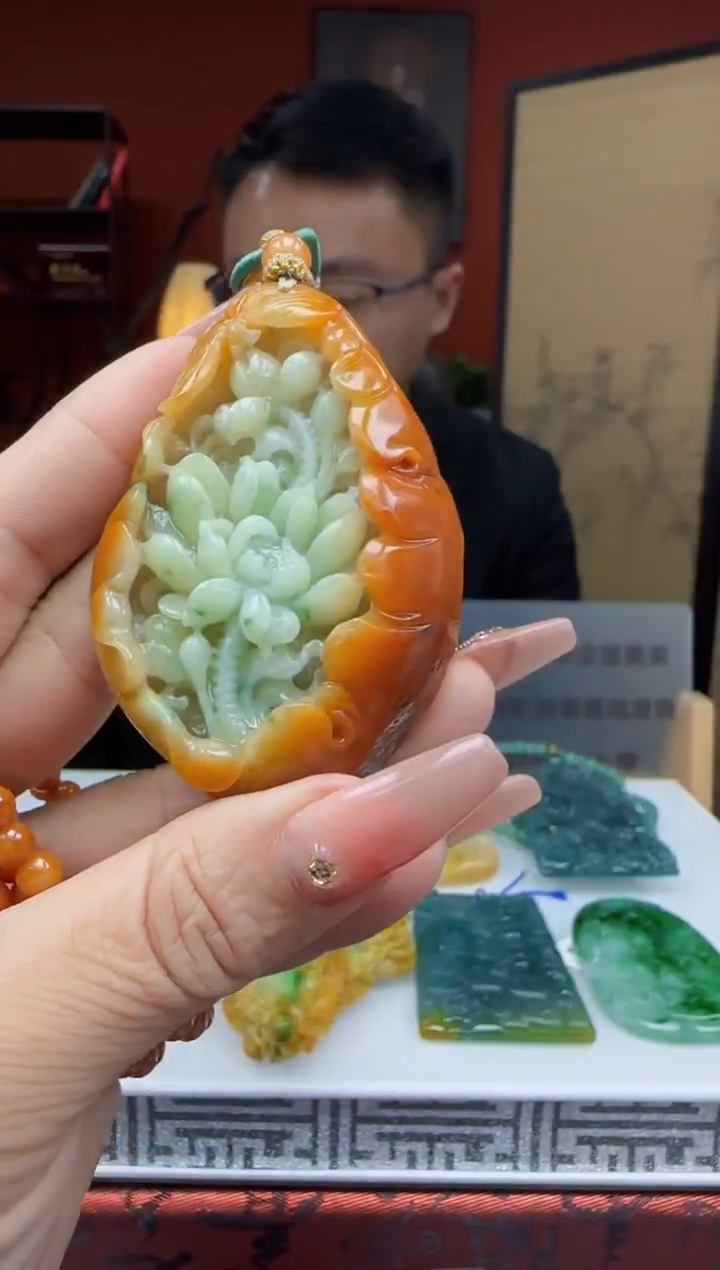 未镶嵌定制翡翠Q01646翡翠