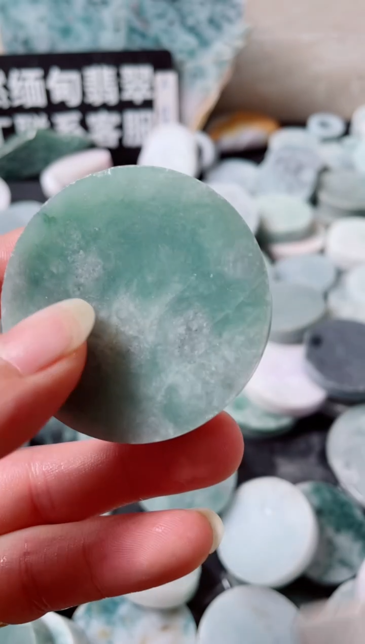 【闪购商品】翡翠颈饰未镶嵌23........