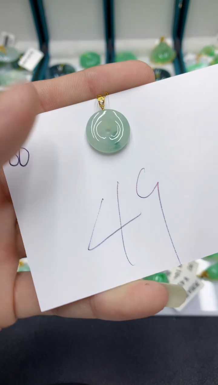 【闪购商品】翡翠颈饰18K金镶嵌翡翠