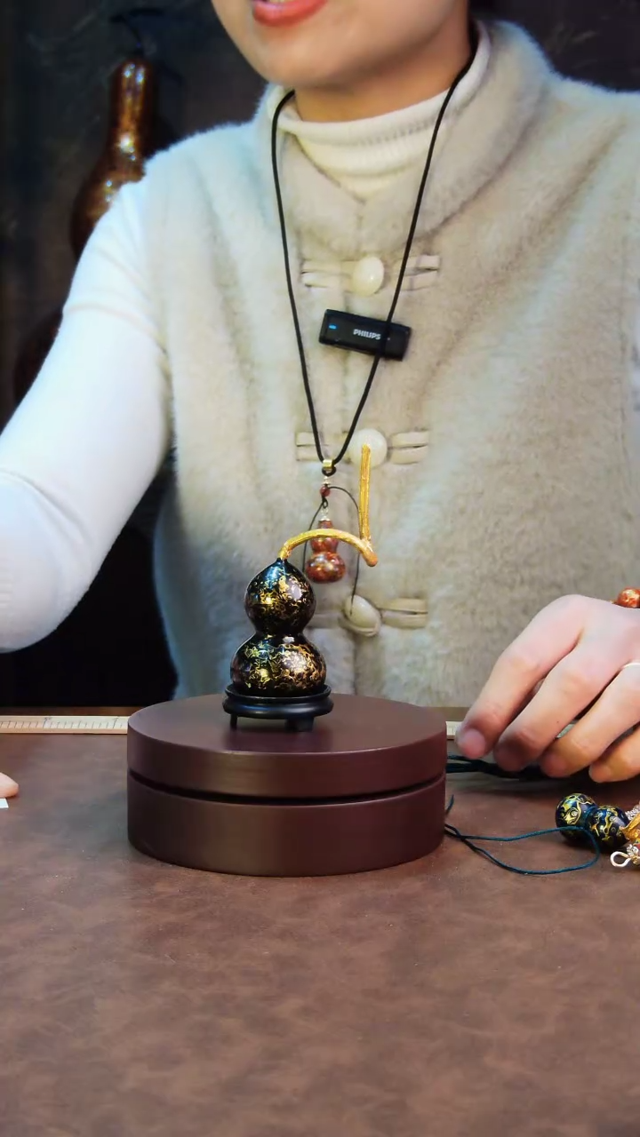 【闪购商品】174直播一物一图大漆酒葫芦送底座送挂绳