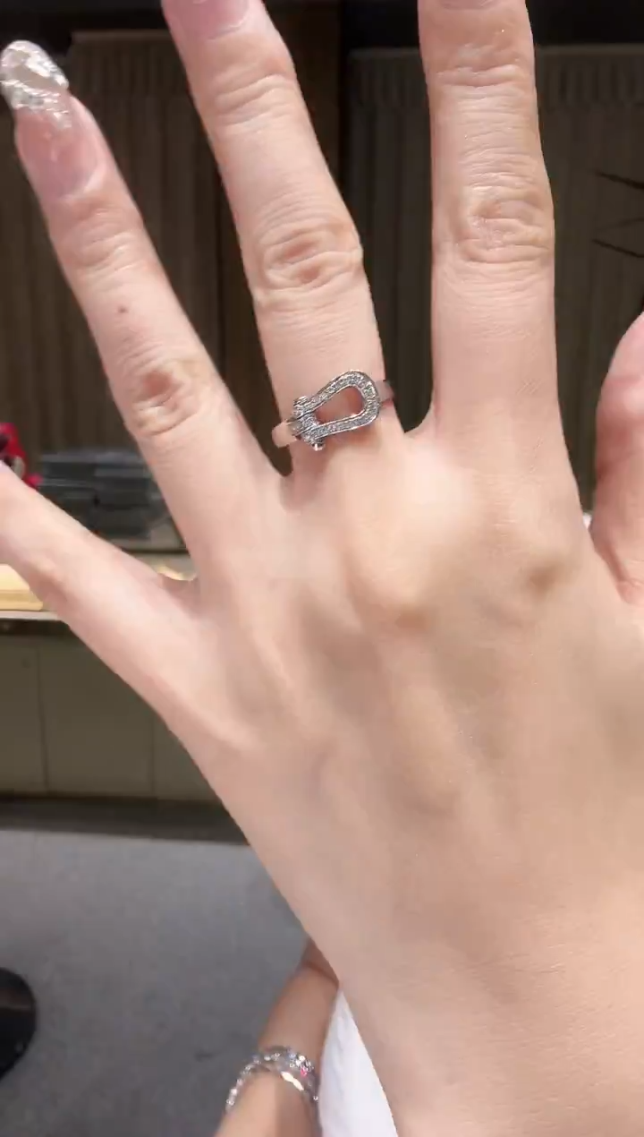 铂Pt950镶嵌戒指钻石AY0282-PT-