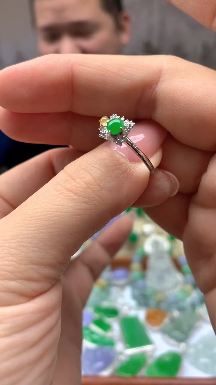 【闪购商品】翡翠戒指18K金镶嵌188-天然翡翠