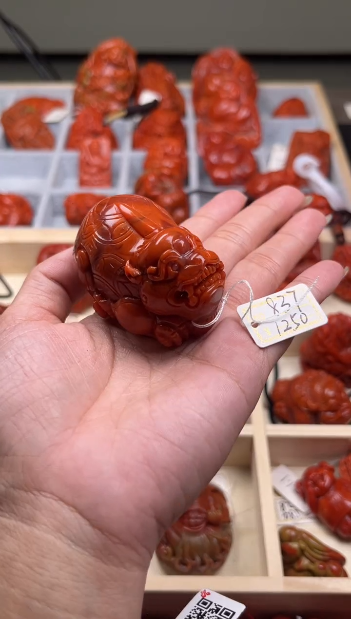 【闪购商品】南红玛瑙珠宝奇石未镶嵌837