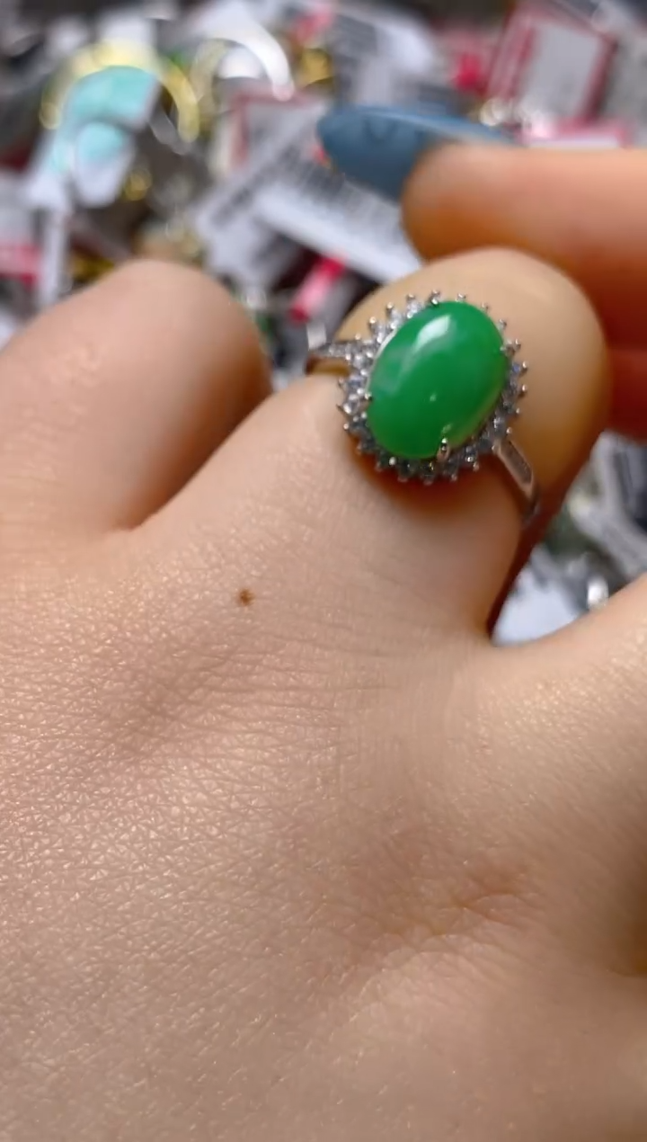 银S925镶嵌戒指翡翠百内无证书