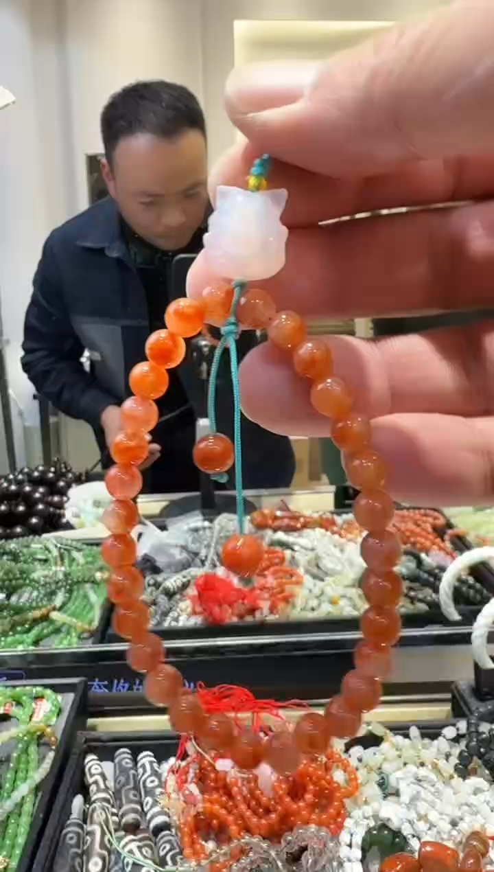 未镶嵌手链南红玛瑙多样性发一