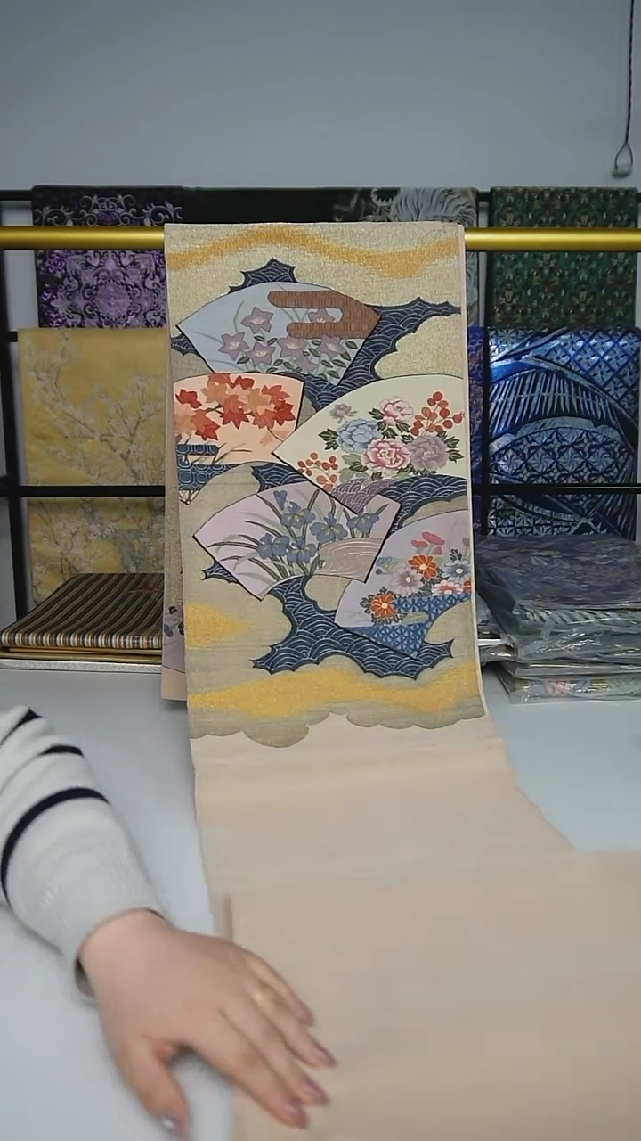 【闪购商品】织绣两通扇面开花缂丝特价