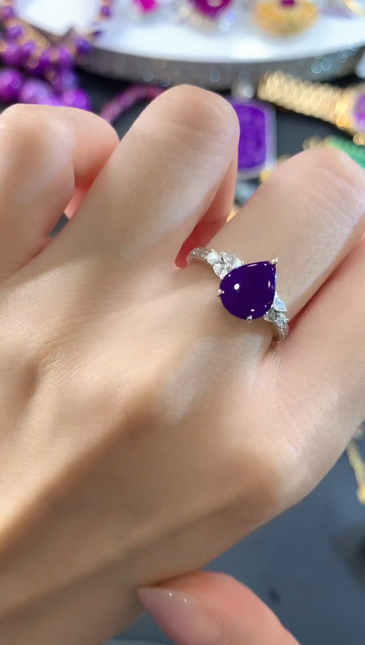 【闪购商品】苏纪石（舒俱来）.18K金镶嵌舒俱来戒指