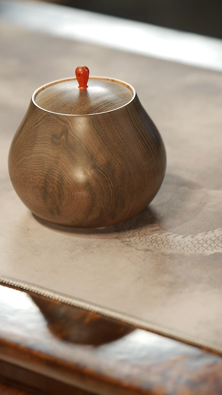 【闪购商品】金丝楠木雕551茶仓茶叶罐