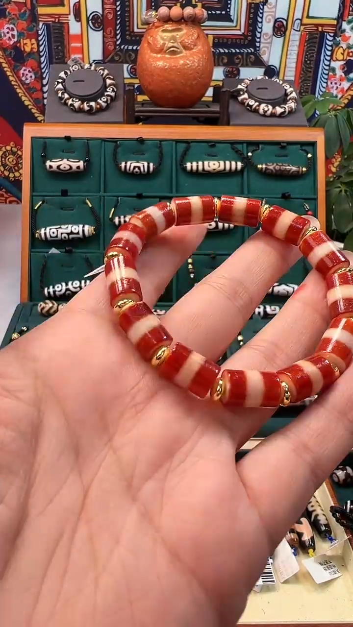 玛瑙/玉髓（覆膜）颈饰合金43.（微瑕）