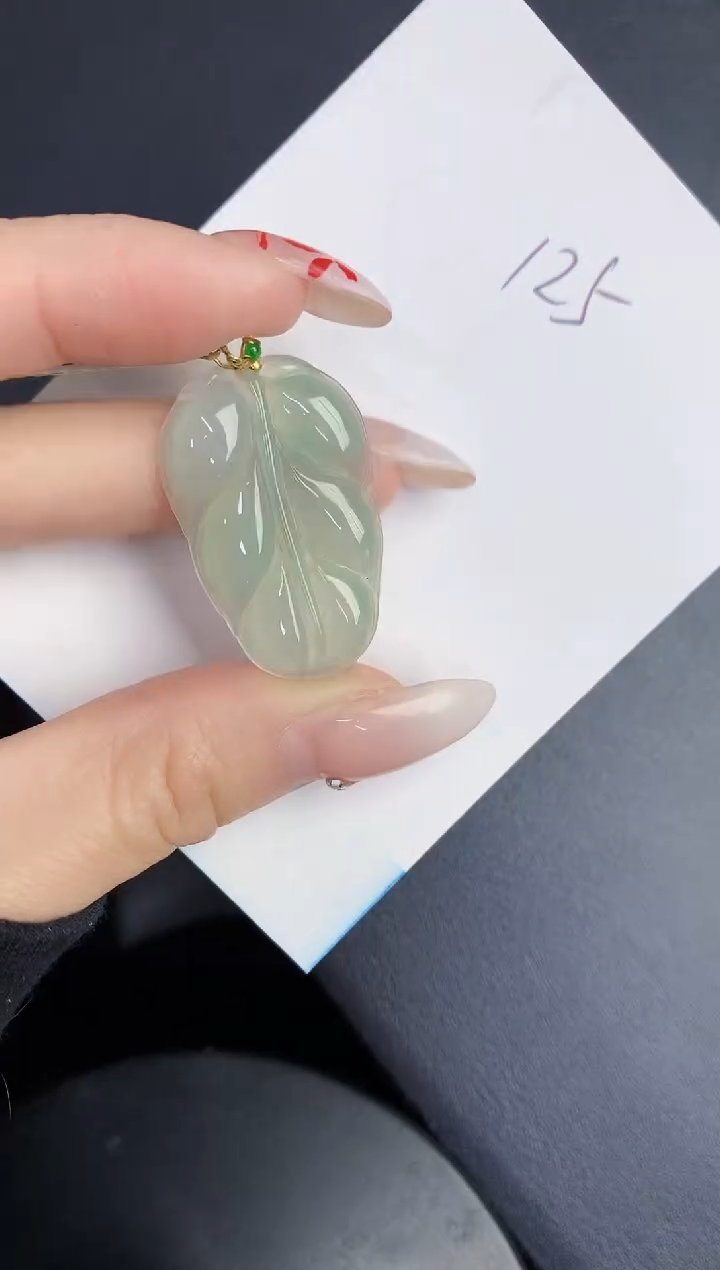 【闪购商品】翡翠颈饰18K金镶嵌000000000000