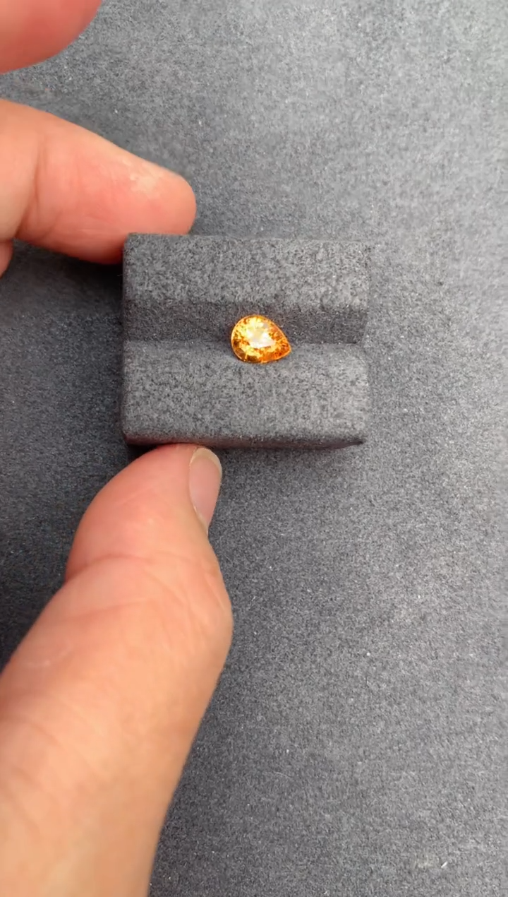 【闪购商品】石榴石（芬达石）裸石未镶嵌1.1ct芬达