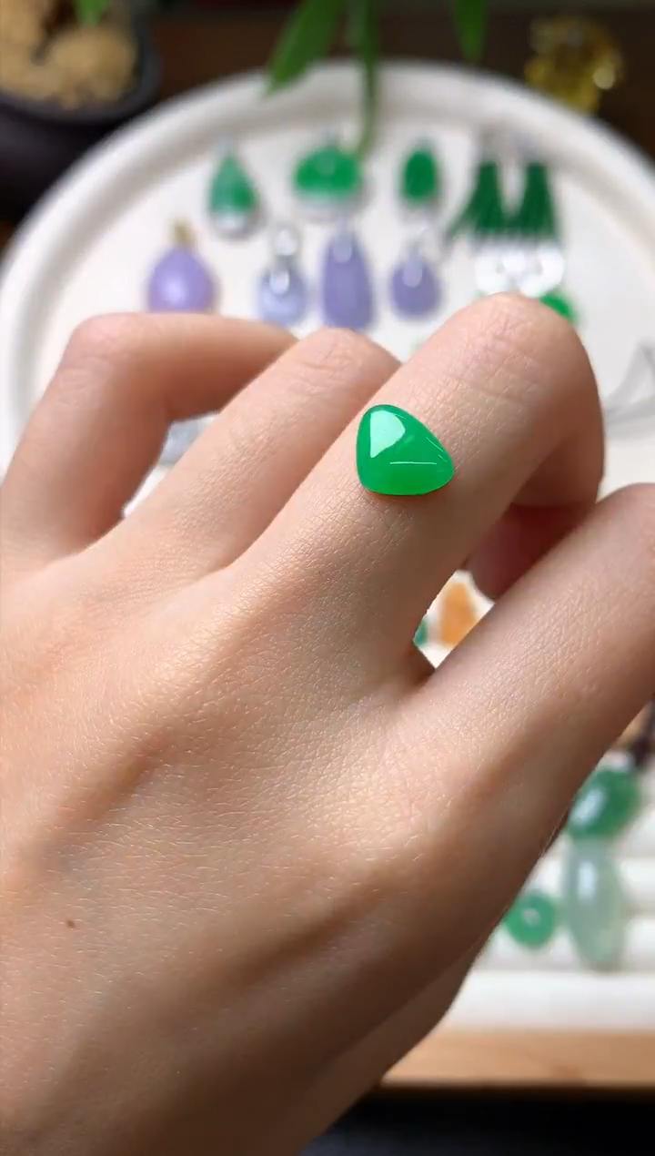 【闪购商品】定制翡翠未镶嵌裸石（镶嵌定制）