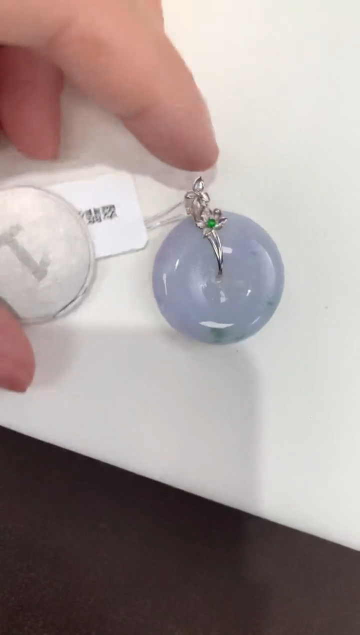 颈饰18K金镶嵌翡翠天然缅甸a货翡翠