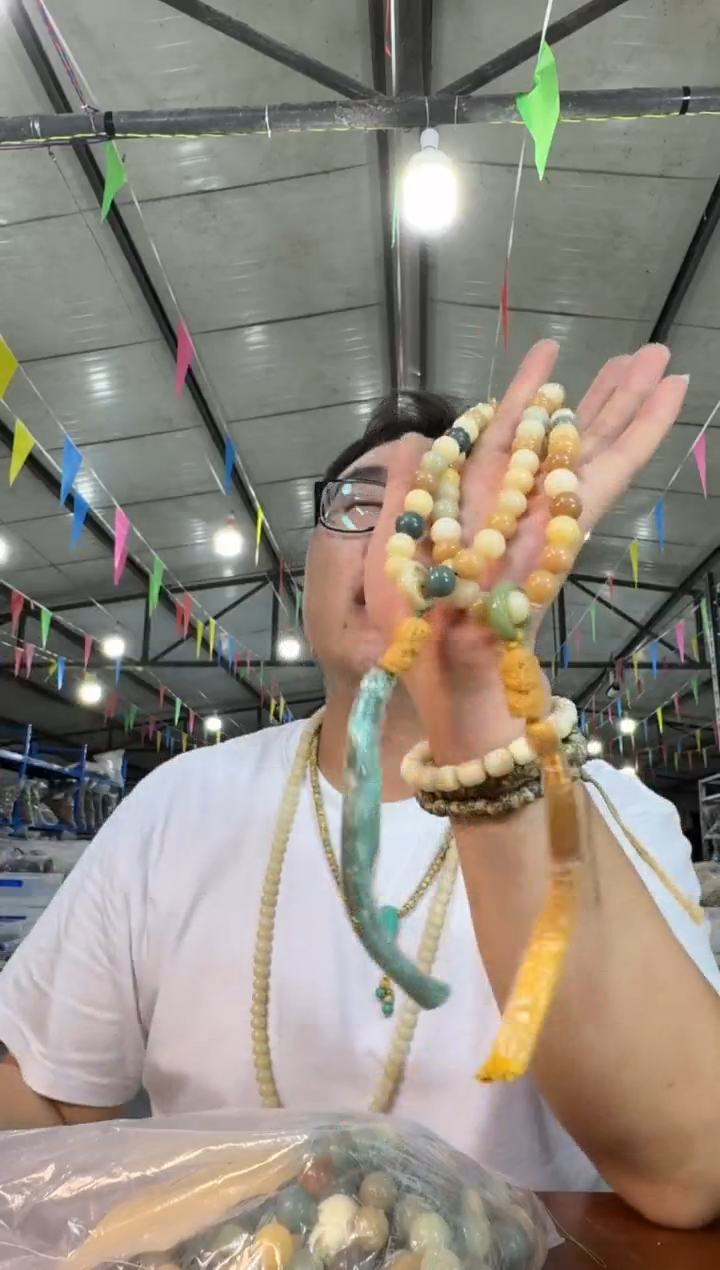 菩提根/象牙果手串A20实物为准