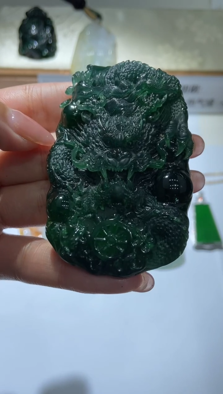 【闪购商品】翡翠颈饰未镶嵌1       