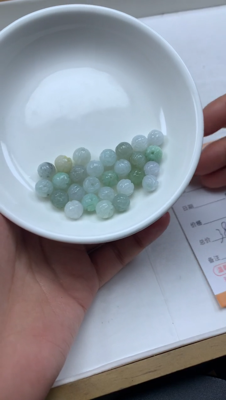 【闪购商品】翡翠散珠翡翠散珠多样性发货