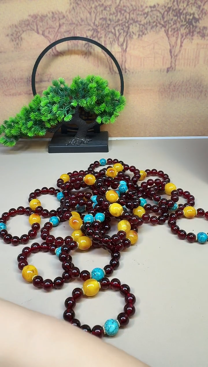 血珀颈饰14K金镶嵌A198 