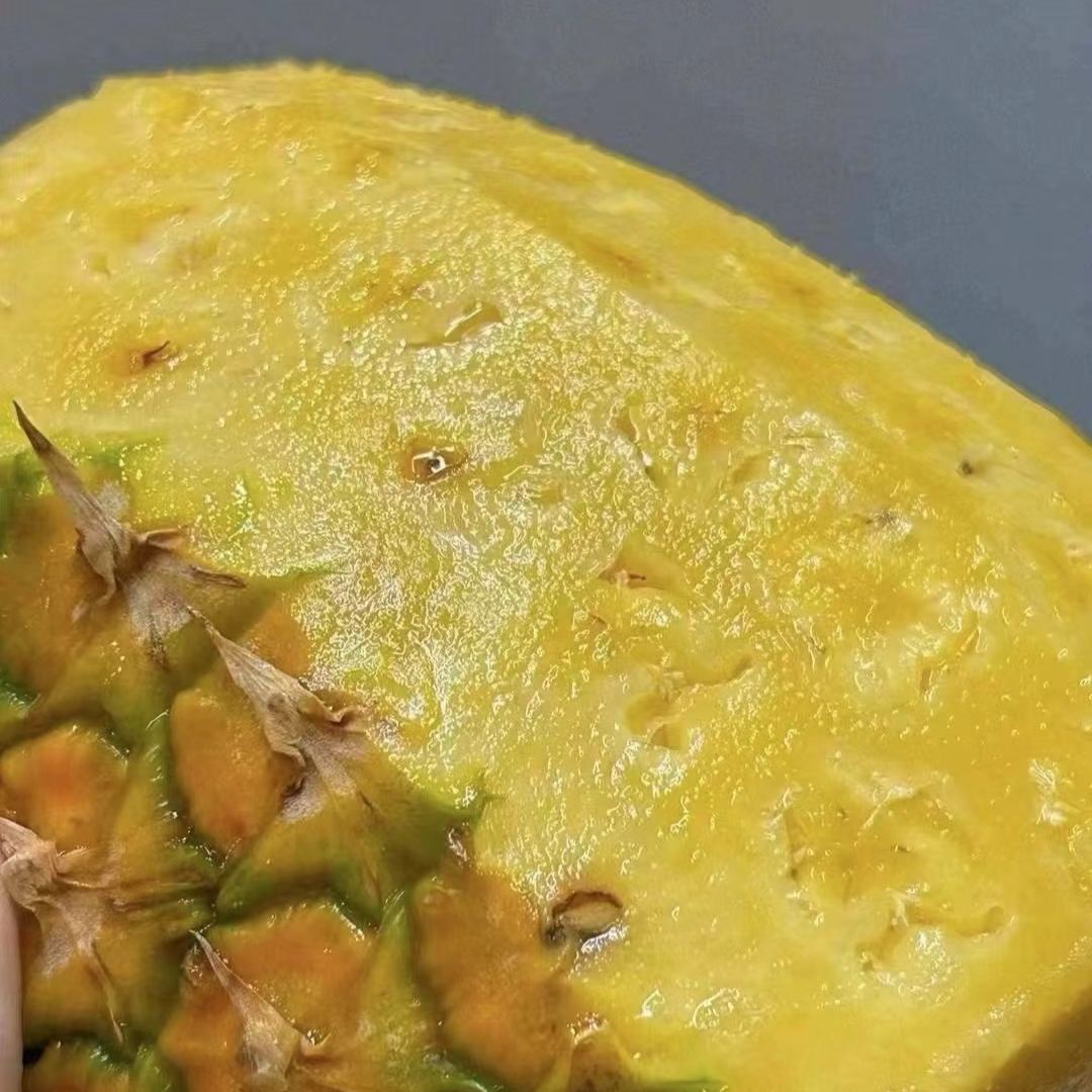 蜂蜜凤梨一个约3斤（切块需备注）