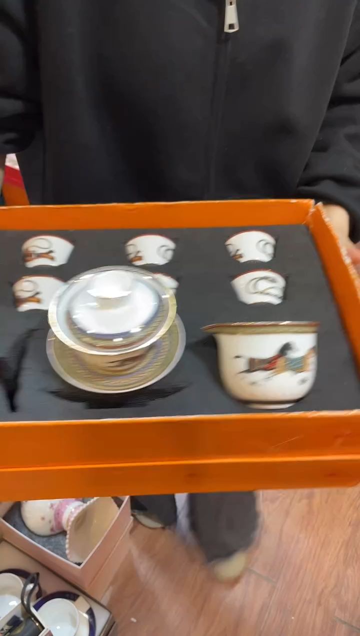 杯鸿辉家品牌瓷器，京东包邮！