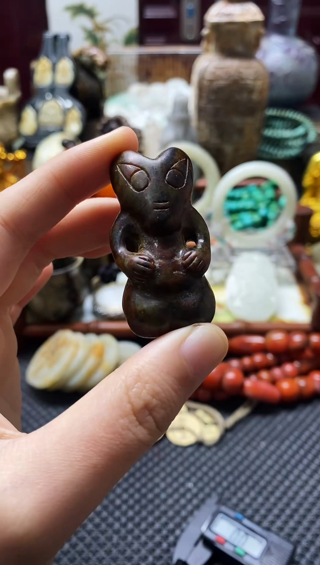 未镶嵌和田玉挂件1个