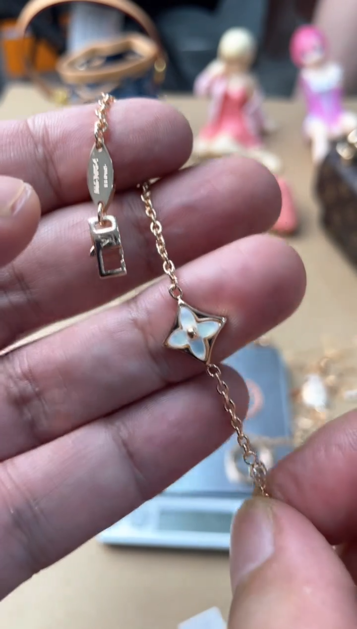 瓷片嘉荣当康大姐Fu的总铺