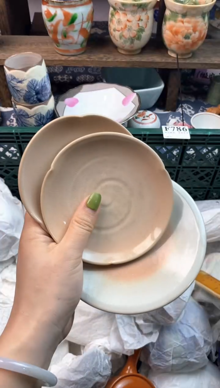 瓷片陳*样                 