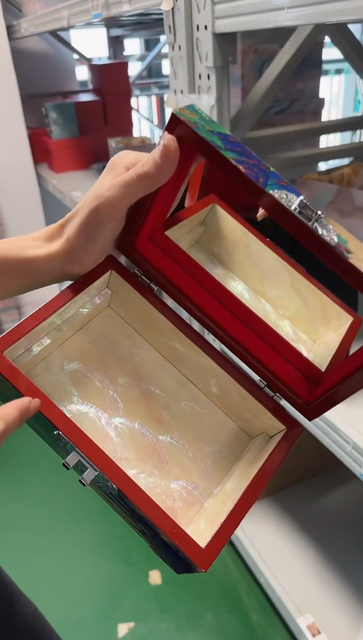 【闪购商品】瓷E139------------