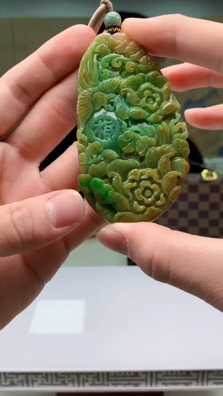 【闪购商品】定制翡翠未镶嵌4917bb-毛货挂件