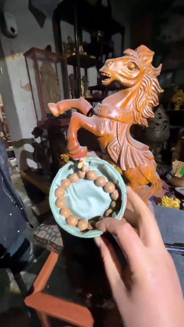 【闪购商品】滴血莲花菩提吊坠1