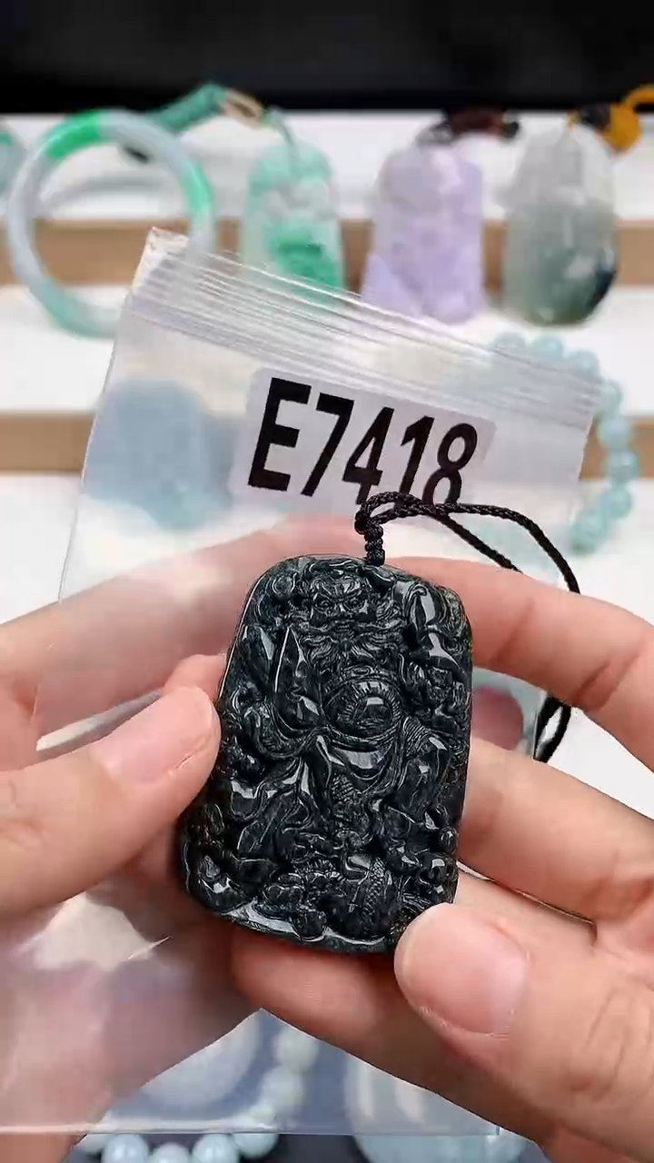 颈饰未镶嵌翡翠天然翡翠吊坠挂件