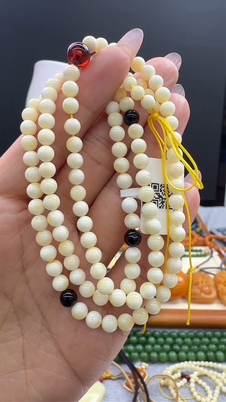 【闪购商品】琥珀颈饰未镶嵌594秒拍号