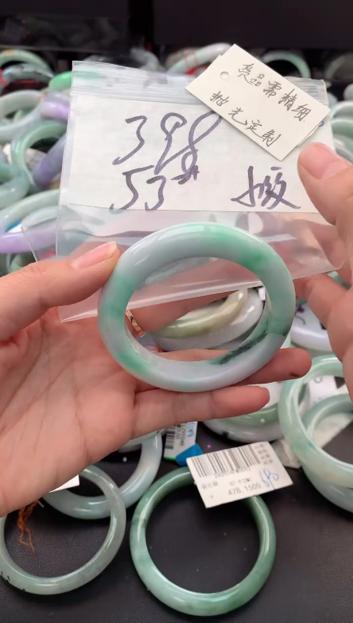 【闪购商品】定制翡翠未镶嵌毛货需精细抛光+多人