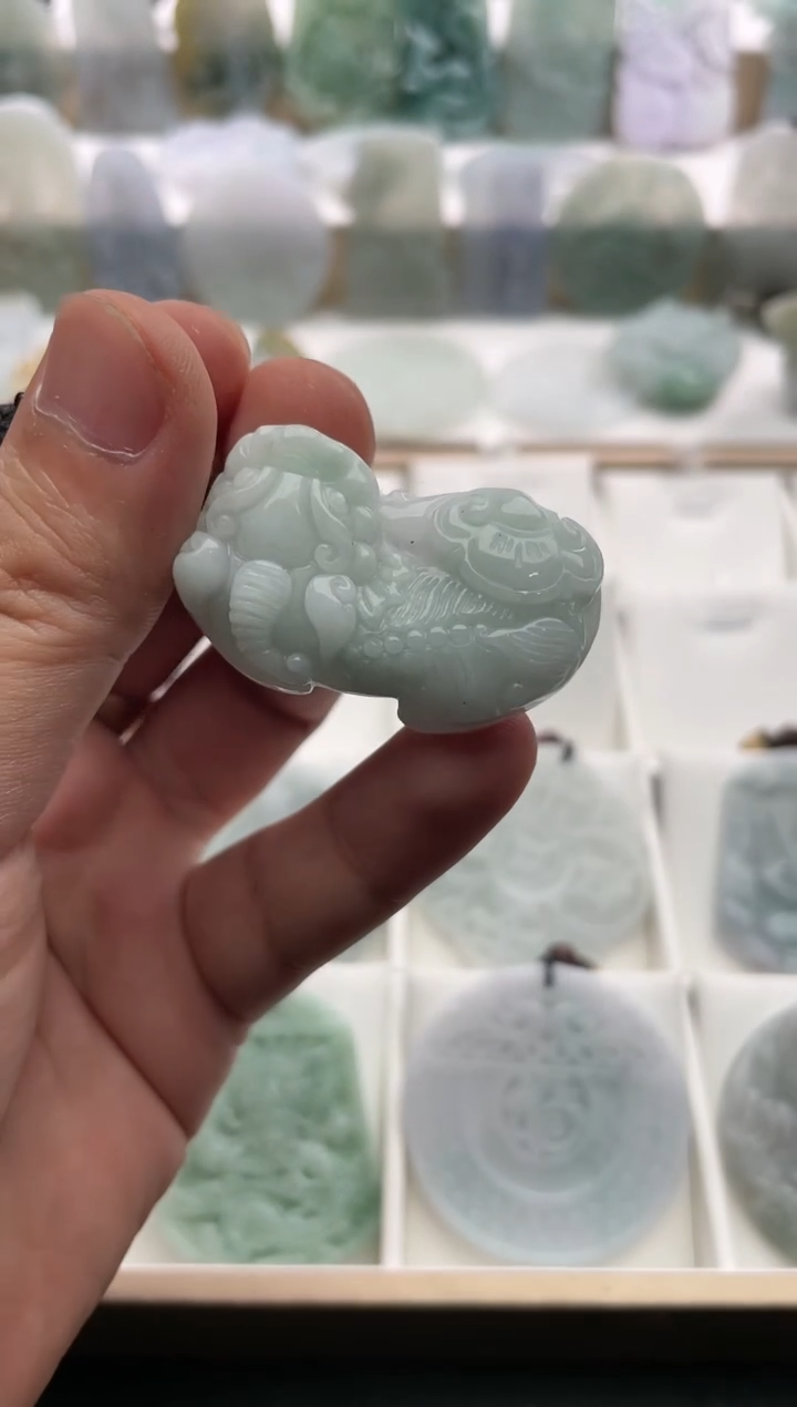 【闪购商品】翡翠颈饰未镶嵌..../2/14/ 151