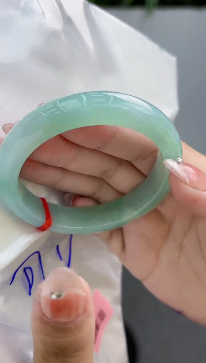 【闪购商品】翡翠手镯未镶嵌翡翠手镯