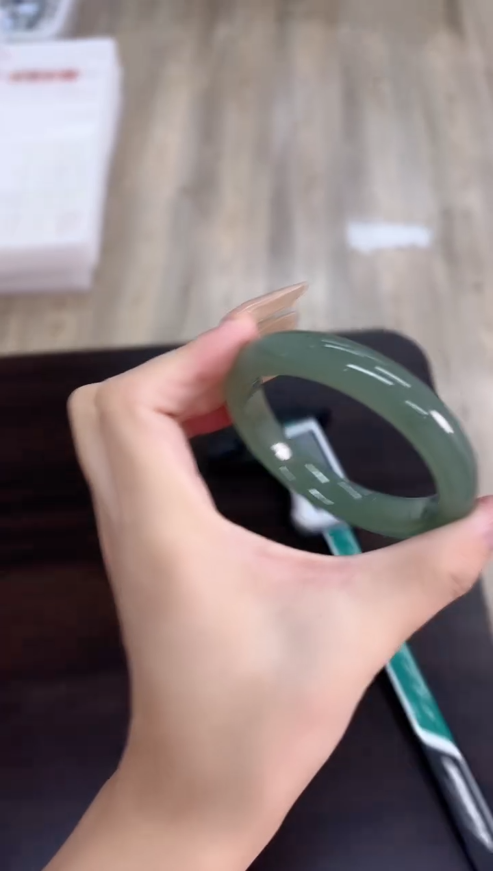 未镶嵌手镯石英质玉98-54D