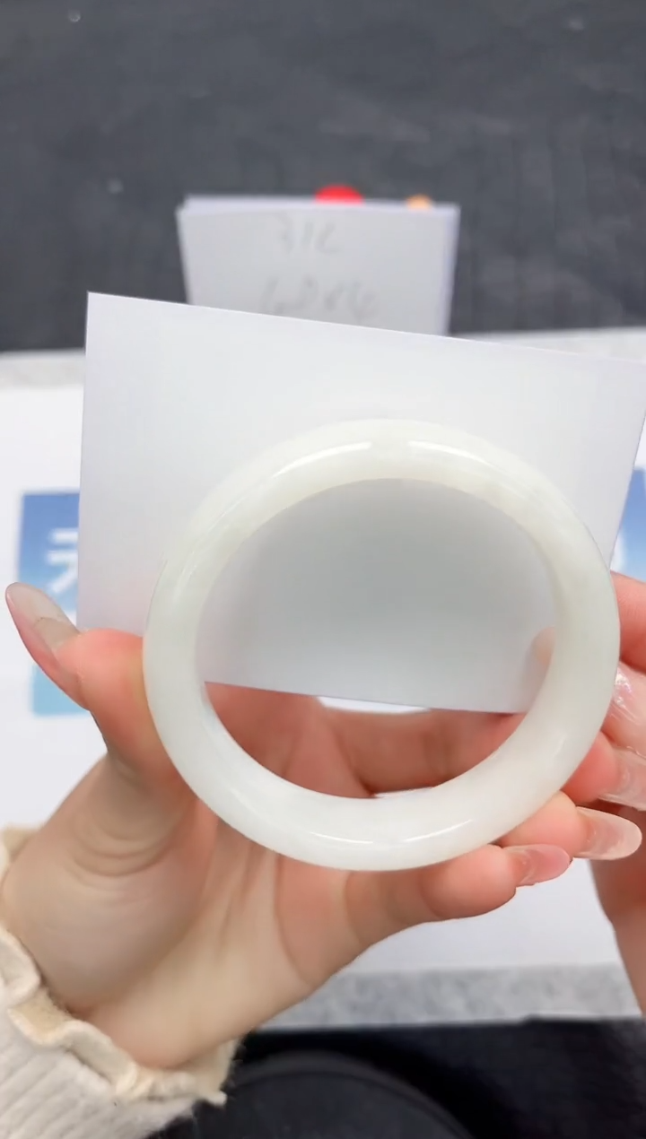 【闪购商品】和田玉手镯未镶嵌L76-56