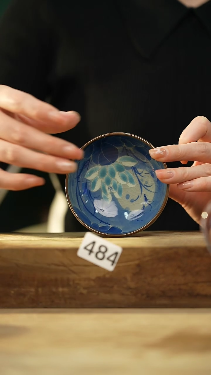 【闪购商品】瓷片设计师款青花普洱杯 阿月