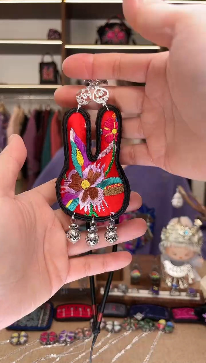 织绣1825黔东南苗族刺绣