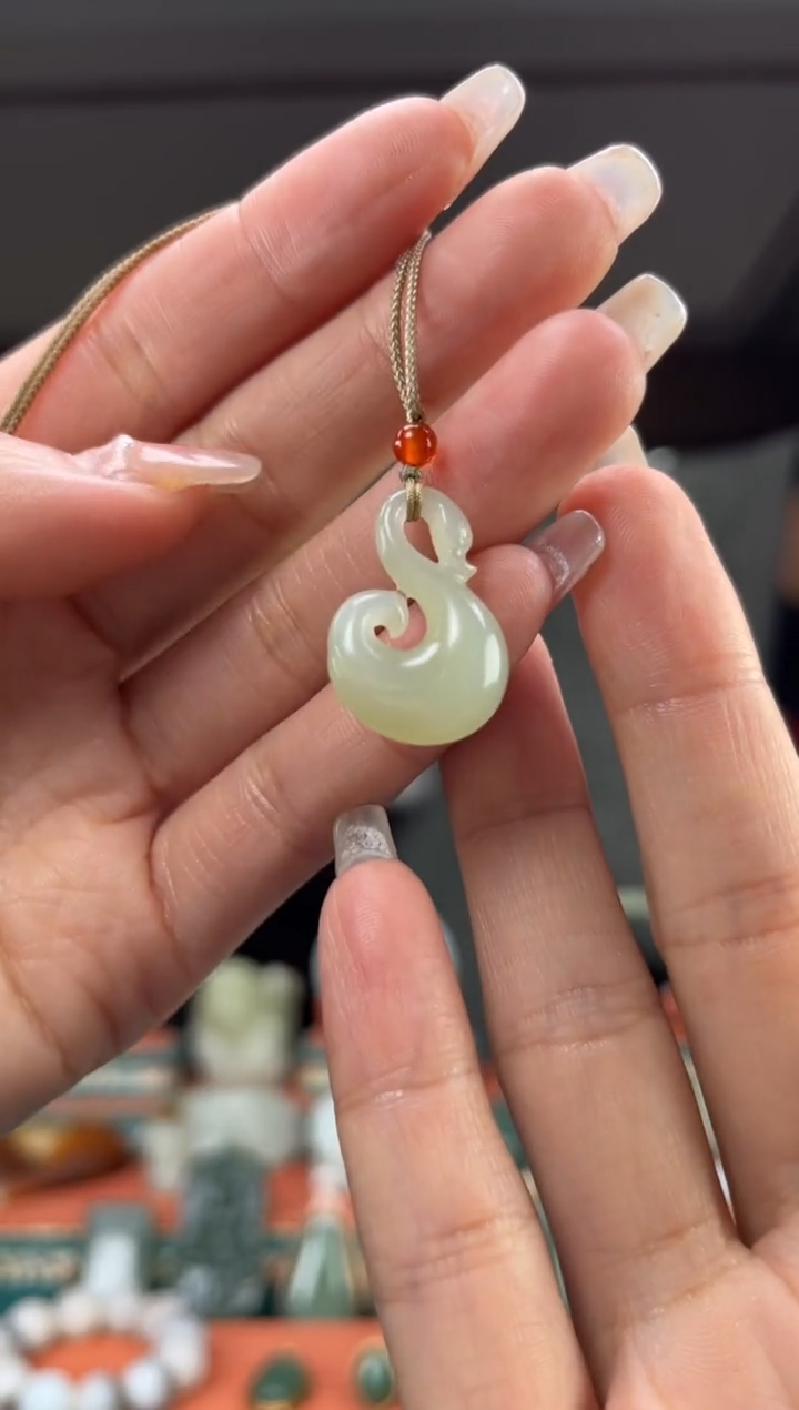 【闪购商品】和田玉颈饰未镶嵌1