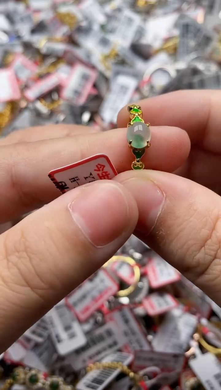 【闪购商品】翡翠戒指银S925镶嵌3333---5